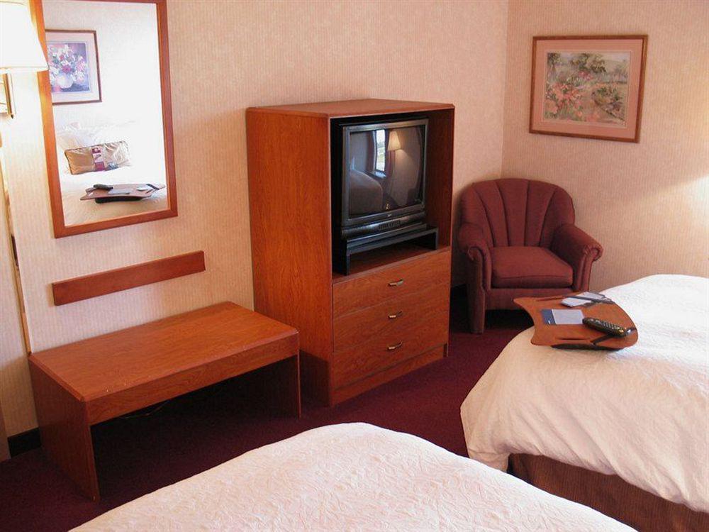 Hampton Inn Altoona Zimmer foto